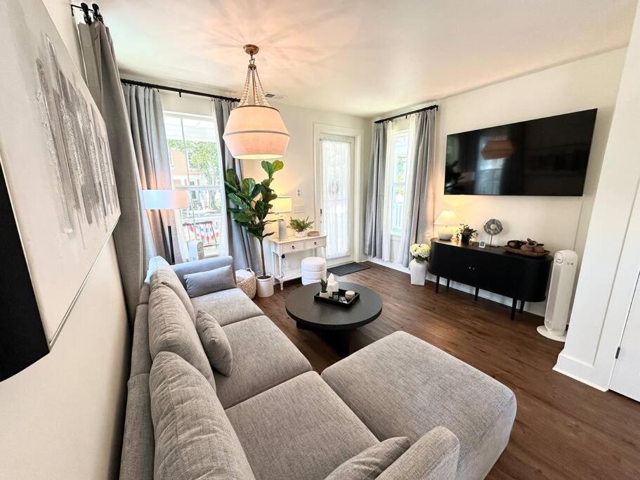 Cute And Cozy Comfy Birds Junior Cottage - 1 Mile To Dwntn Ocean Springs, Near Beach With Golf Cart Exterior photo